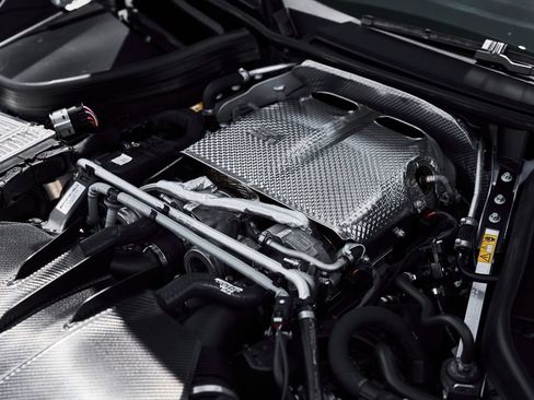 Used 2021 Mercedes-Benz AMG GT Black Series w/ Keyless-Go Package image 27