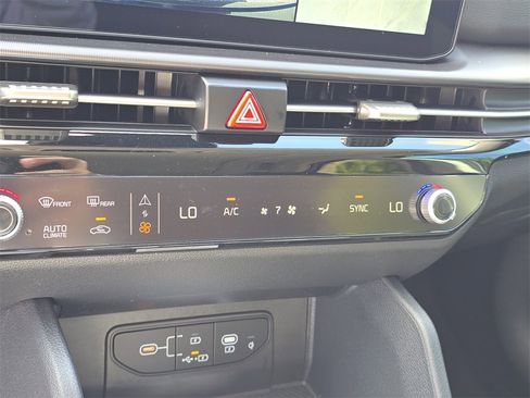 New 2026 Kia Sportage SX image 26