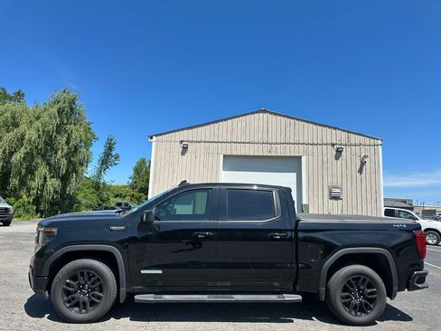Used 2025 GMC Sierra 1500 Elevation w/ Elevation Premium Package AWD/4WD image 10