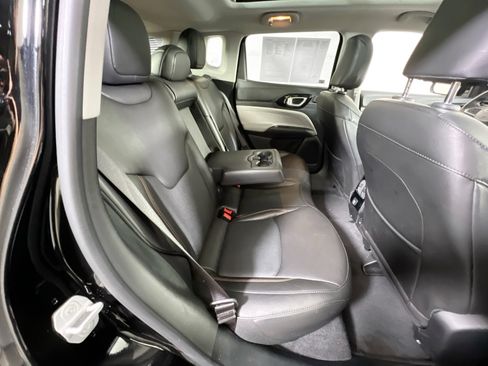 Used 2022 Jeep Compass Limited w/ Sun and Sound Group image 27