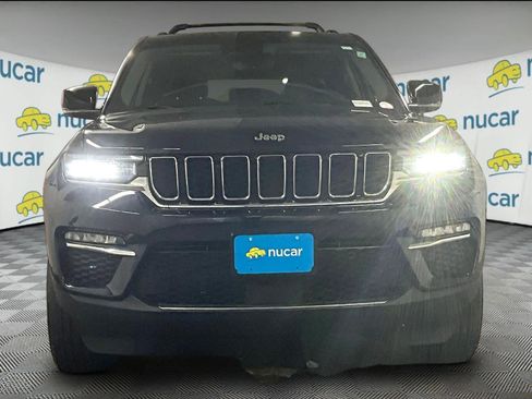 Used 2024 Jeep Grand Cherokee Limited image 2