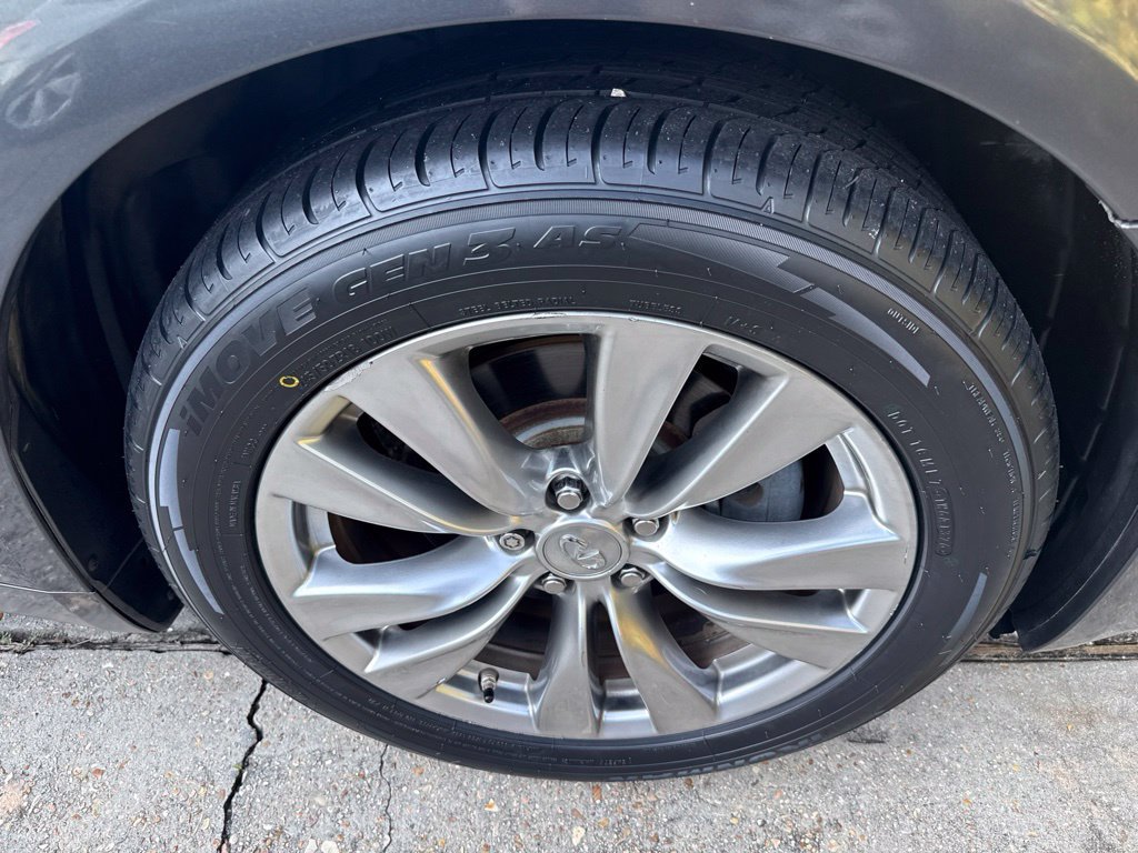 Used 2013 INFINITI M37 w/ Premium Pkg RWD image 30