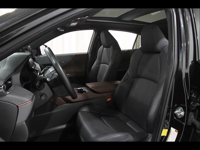 Used 2022 Toyota Venza Limited AWD/4WD image 5