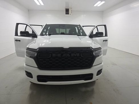 New 2026 RAM 1500 Big Horn AWD/4WD image 10