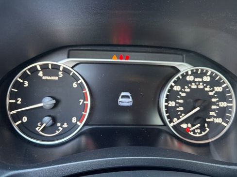 Used 2025 Nissan Altima 2.5 SV image 15
