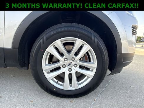 Used 2018 Ford Explorer XLT image 42