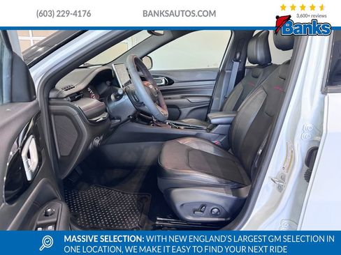 Used 2023 Jeep Compass Trailhawk w/ Sun and Sound Group image 8