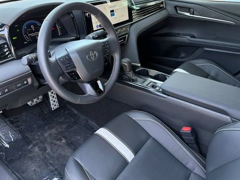 Used 2026 Toyota Camry SE w/ Multimedia Upgrade Package FWD image 10