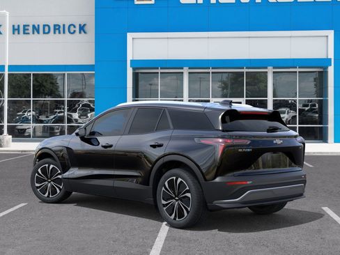 Used 2026 Chevrolet Blazer EV LT FWD image 5