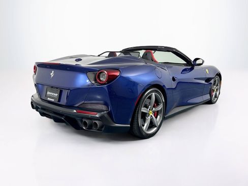 Used 2019 Ferrari Portofino RWD image 5