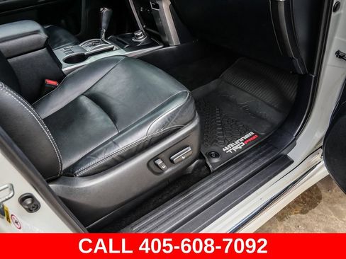 Used 2017 Toyota 4Runner Limited AWD/4WD image 18