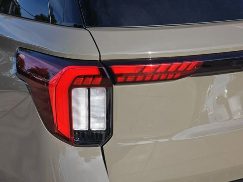 New 2026 Ford Explorer ST w/ Sun And Sound Package image 41