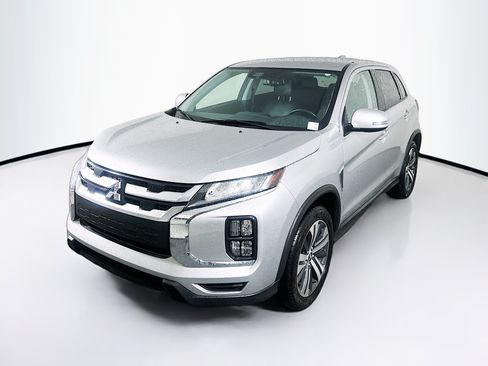 Used 2024 Mitsubishi Outlander Sport AWD image 3