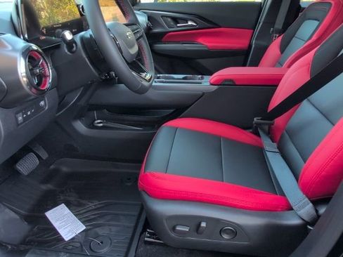 New 2026 Chevrolet Equinox EV RS image 12