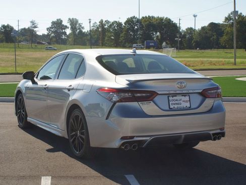 Used 2023 Toyota Camry XSE image 15