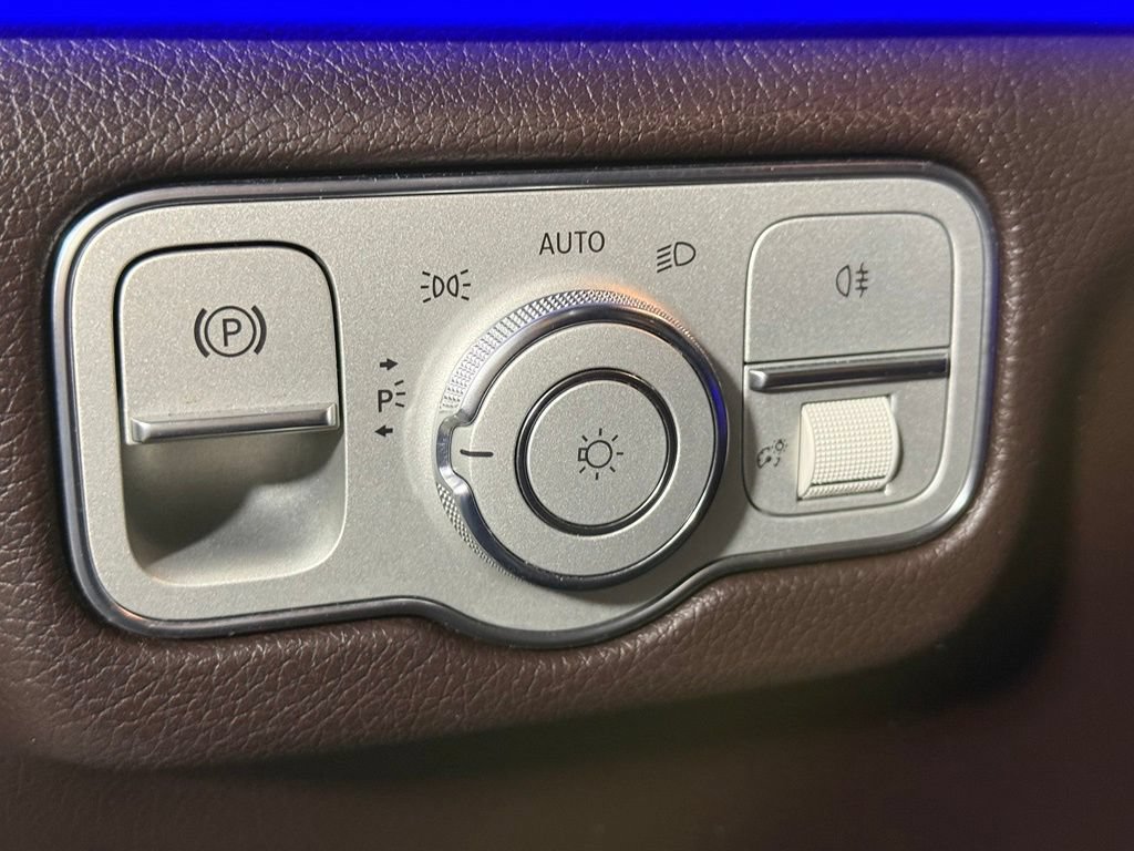 Used 2021 Mercedes-Benz GLE 350 w/ Premium Package image 19