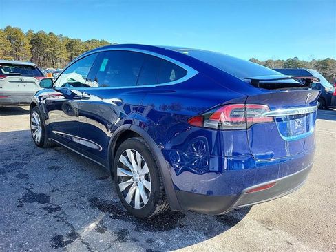 Used 2020 Tesla Model X Long Range image 9
