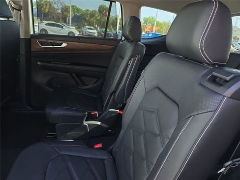 New 2026 Volkswagen Atlas SE image 12