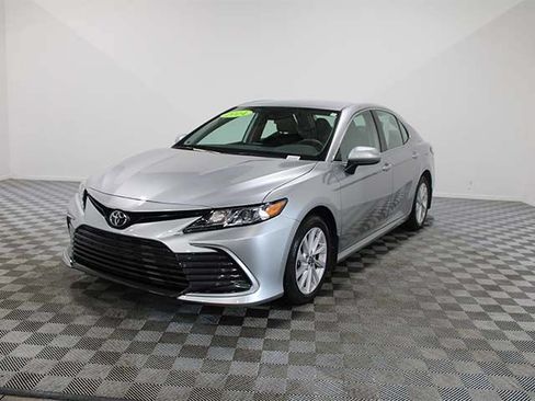 Used 2024 Toyota Camry LE FWD image 2