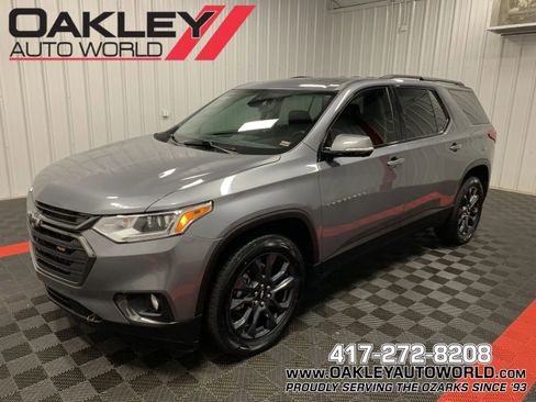 Used 2020 Chevrolet Traverse RS image 1