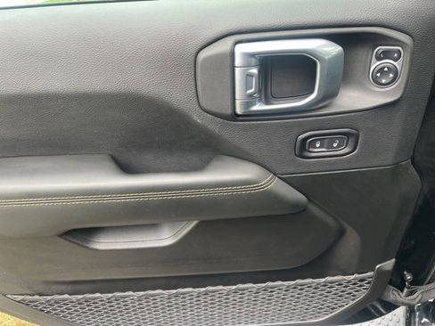 Used 2024 Jeep Wrangler Sahara w/ Safety Group image 18