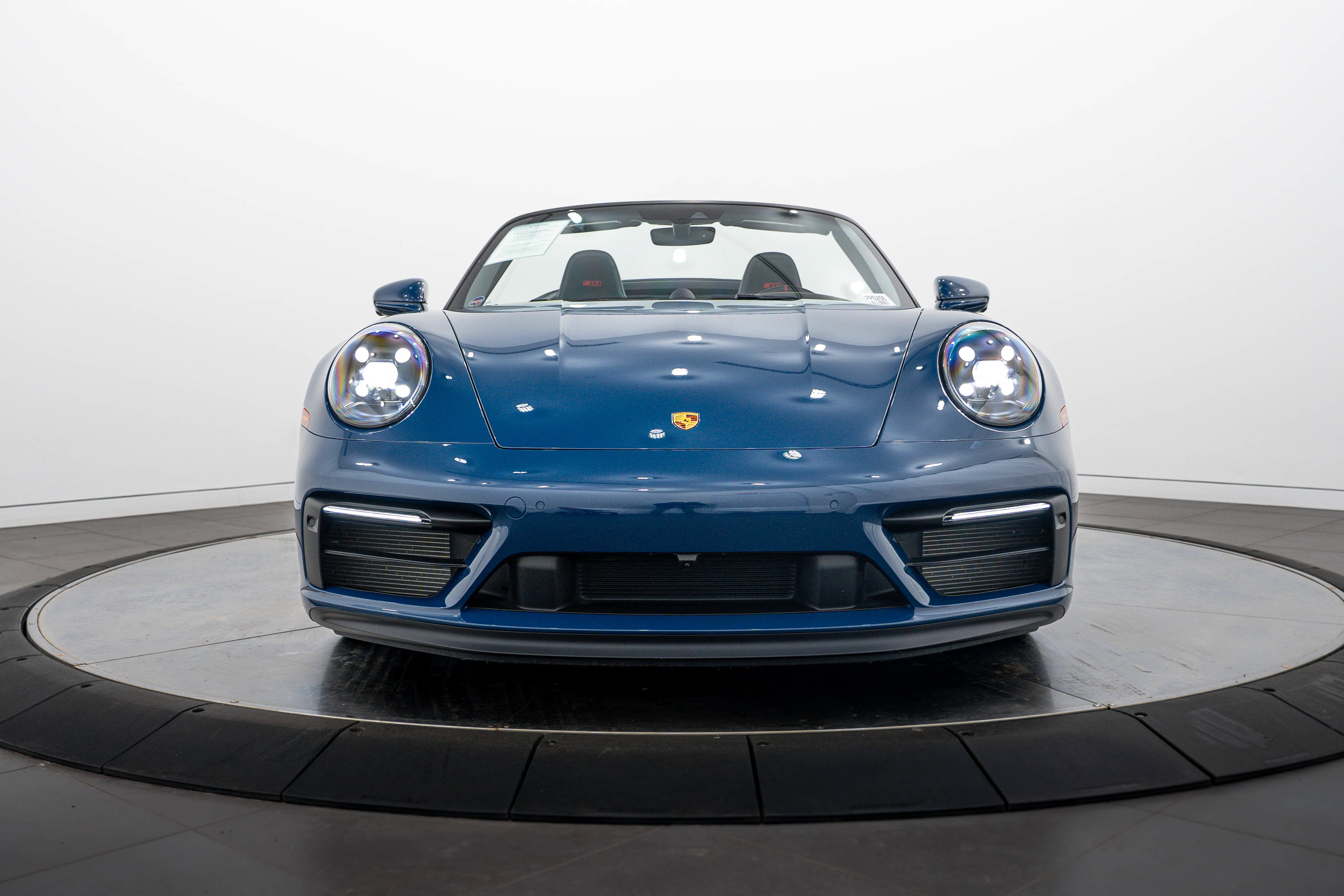 Certified 2023 Porsche 911 Carrera GTS RWD image 10