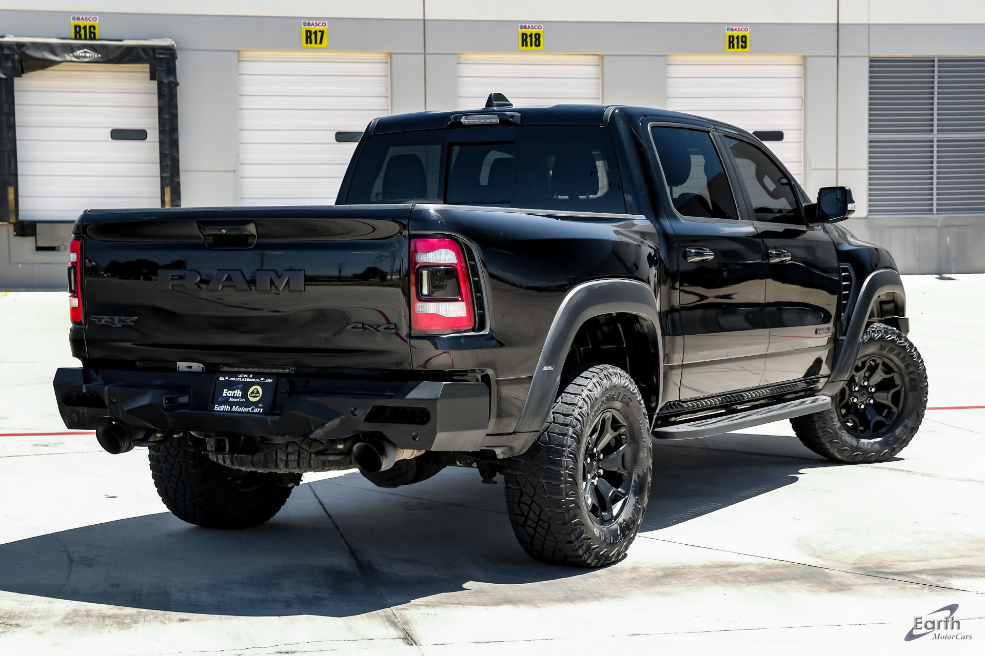 Used 2021 RAM 1500 TRX w/ TRX Level 2 Equipment Group AWD/4WD image 18