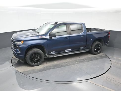 Used 2023 Chevrolet Silverado 1500 RST AWD/4WD image 17