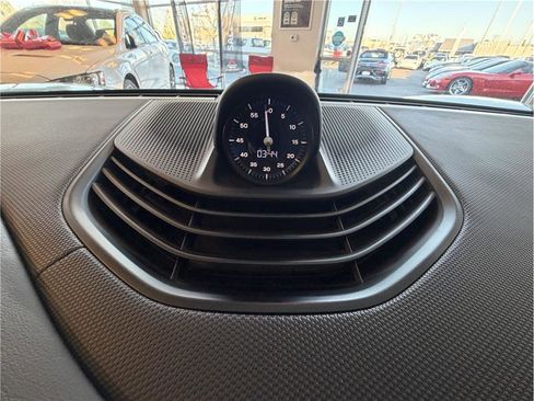 Used 2023 Porsche Taycan 4S image 19