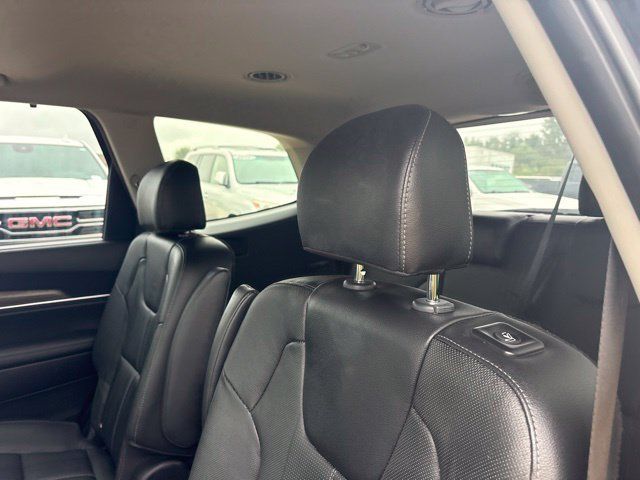 Used 2021 Kia Telluride EX w/ EX Premium Package FWD image 18
