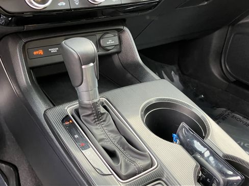 Used 2025 Honda Civic Sport image 27