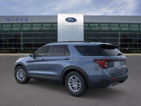 New 2026 Ford Explorer Active w/ Active Comfort Package image 4