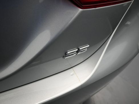 Used 2022 Toyota Camry SE FWD image 38