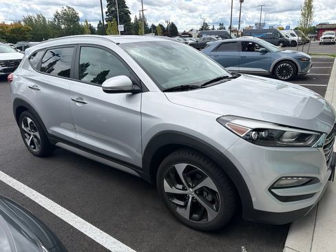 Used 2017 Hyundai Tucson Limited w/ Cargo Package AWD/4WD image 3