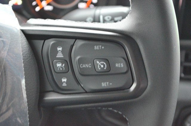 New 2026 Jeep Gladiator Sport AWD/4WD image 18