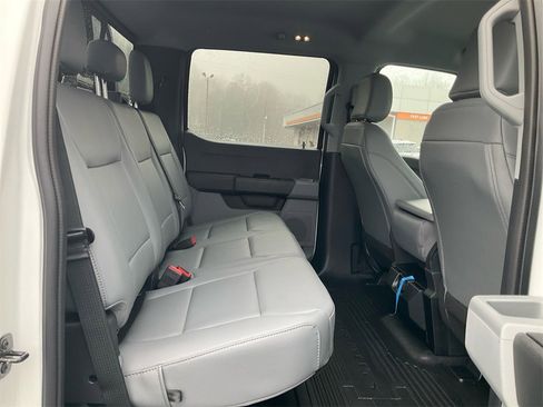 New 2025 Ford F450 XL w/ XL Chrome Package image 13
