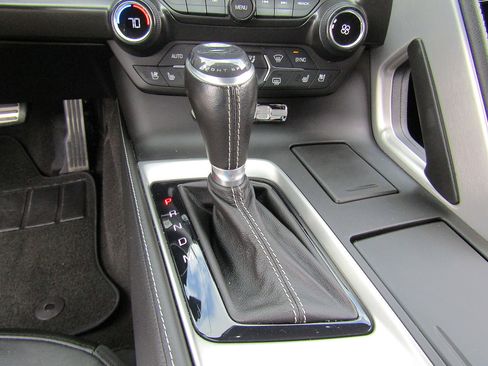 Used 2017 Chevrolet Corvette Grand Sport image 17