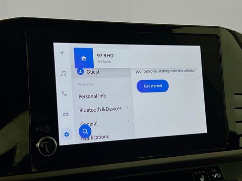 Certified 2025 Toyota Camry SE w/ Convenience Package image 14