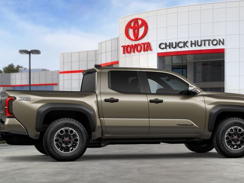 Used 2026 Toyota Tacoma TRD Off-Road w/ TRD Off Road Premium Package AWD/4WD image 45