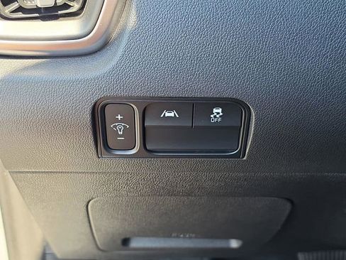 Used 2021 Kia Sorento LX FWD image 34