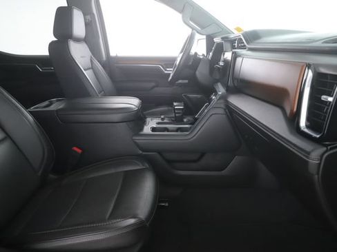 Used 2024 GMC Sierra 1500 Denali AWD/4WD image 34