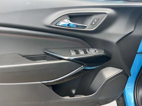 New 2026 Chevrolet Trax RS w/ Sunroof Package image 13
