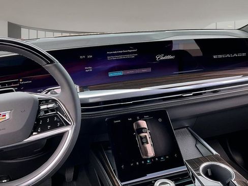 New 2026 Cadillac Escalade ESV Luxury image 7