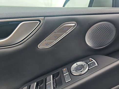 Used 2025 Genesis G80 3.5T Sport image 12