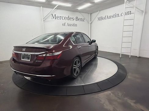 Used 2016 Honda Accord Sport image 7