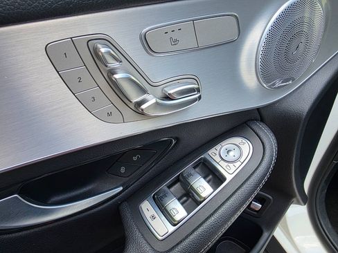 Used 2019 Mercedes-Benz GLC 300 4MATIC Coupe image 11