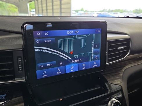 Used 2023 Ford Explorer Limited RWD image 4