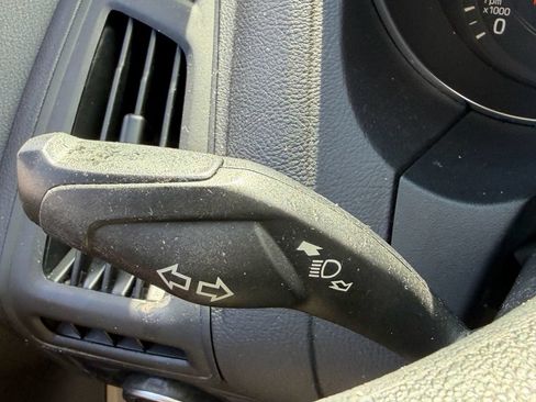Used 2017 Ford Focus SE FWD image 24