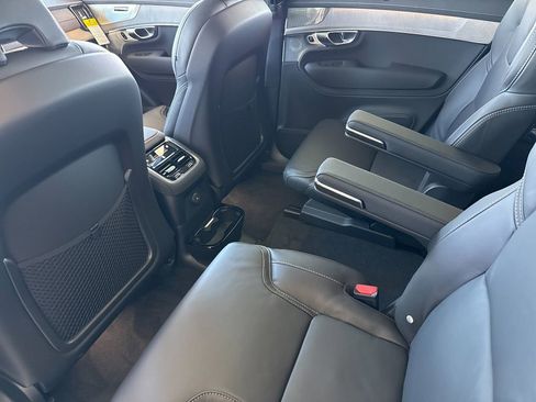 New 2026 Volvo XC90 T8 Ultra image 11