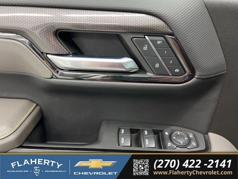 Used 2024 Chevrolet Silverado 1500 ZR2 w/ Technology Package AWD/4WD image 23